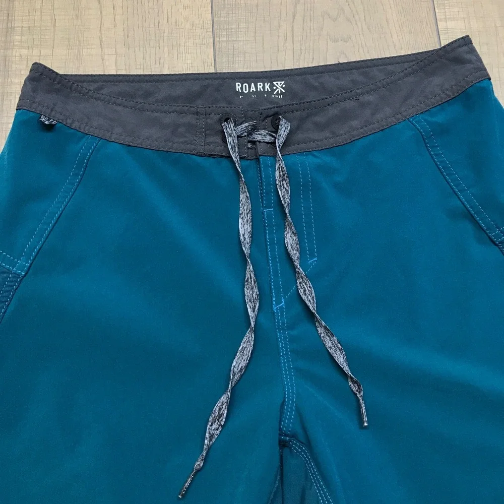 Roark Board Shorts Mens Size 28 Green Savage Series Swim Trunks Surf Performance